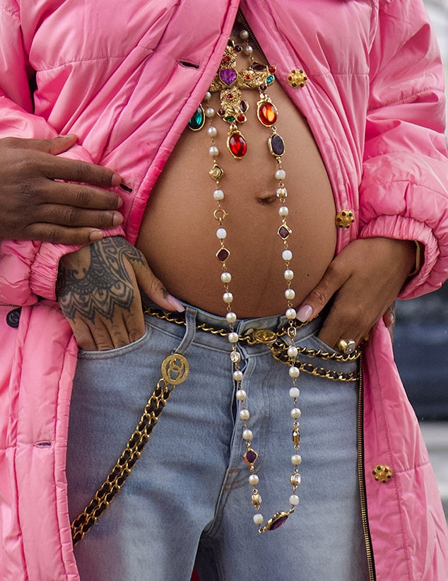 Rhianna's Modern Pregnancy Photos