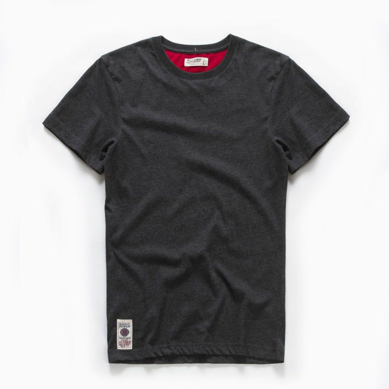 plain tees, t-shirts, mens-style-fashion-black-color-trends-ENE