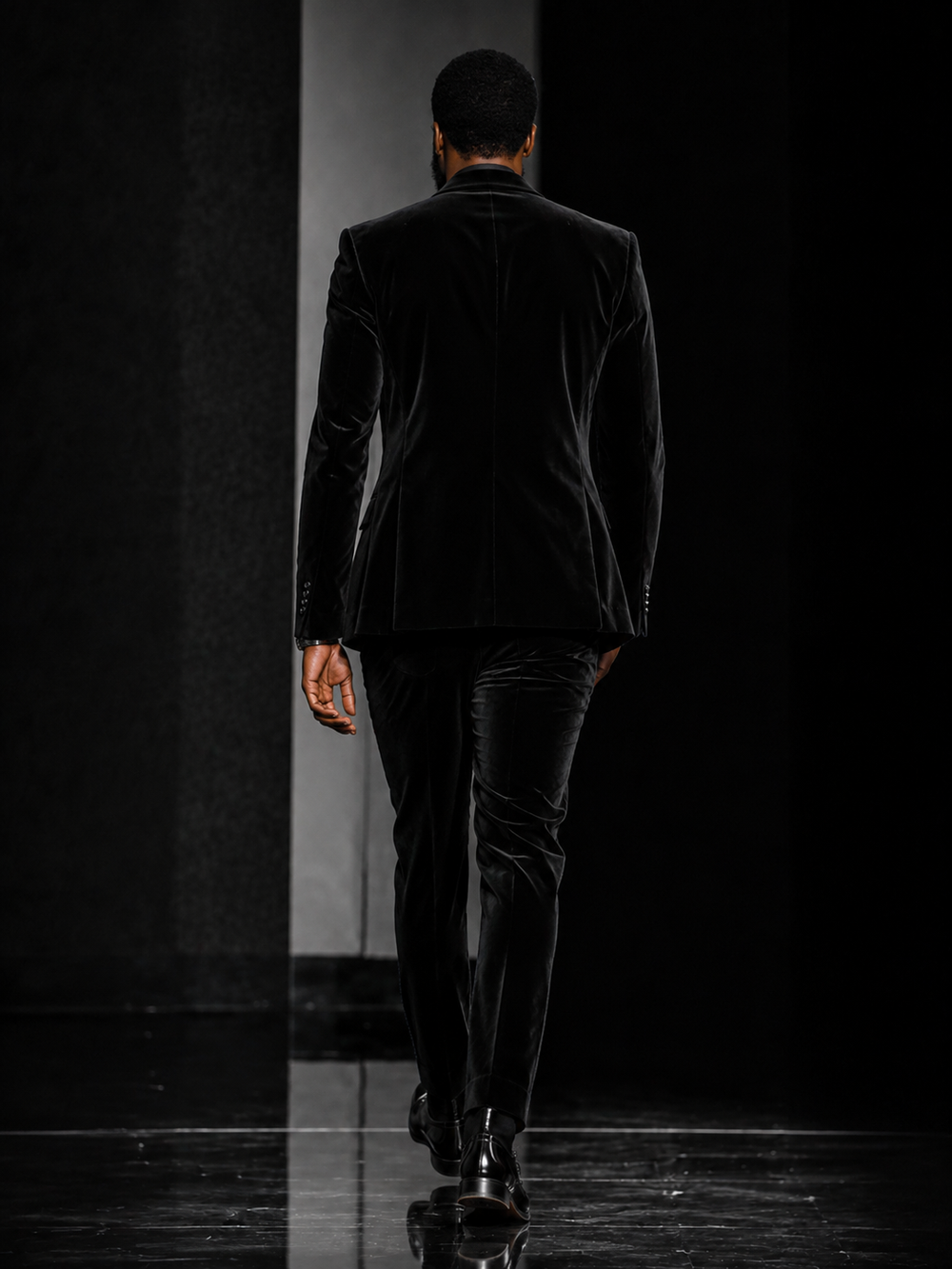 Men's One-Button Velvet Tuxedo Suit: Luxurious Blazer & Slim-Fit Pants