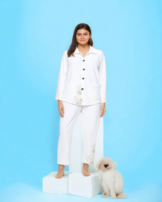 Planted Women's White Long Sleeve Velvet Pocket Pajamas Set