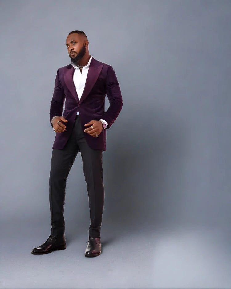 man wearing suit- Majestic Plum Velvet Gala Suit - purple velvet_enetrends