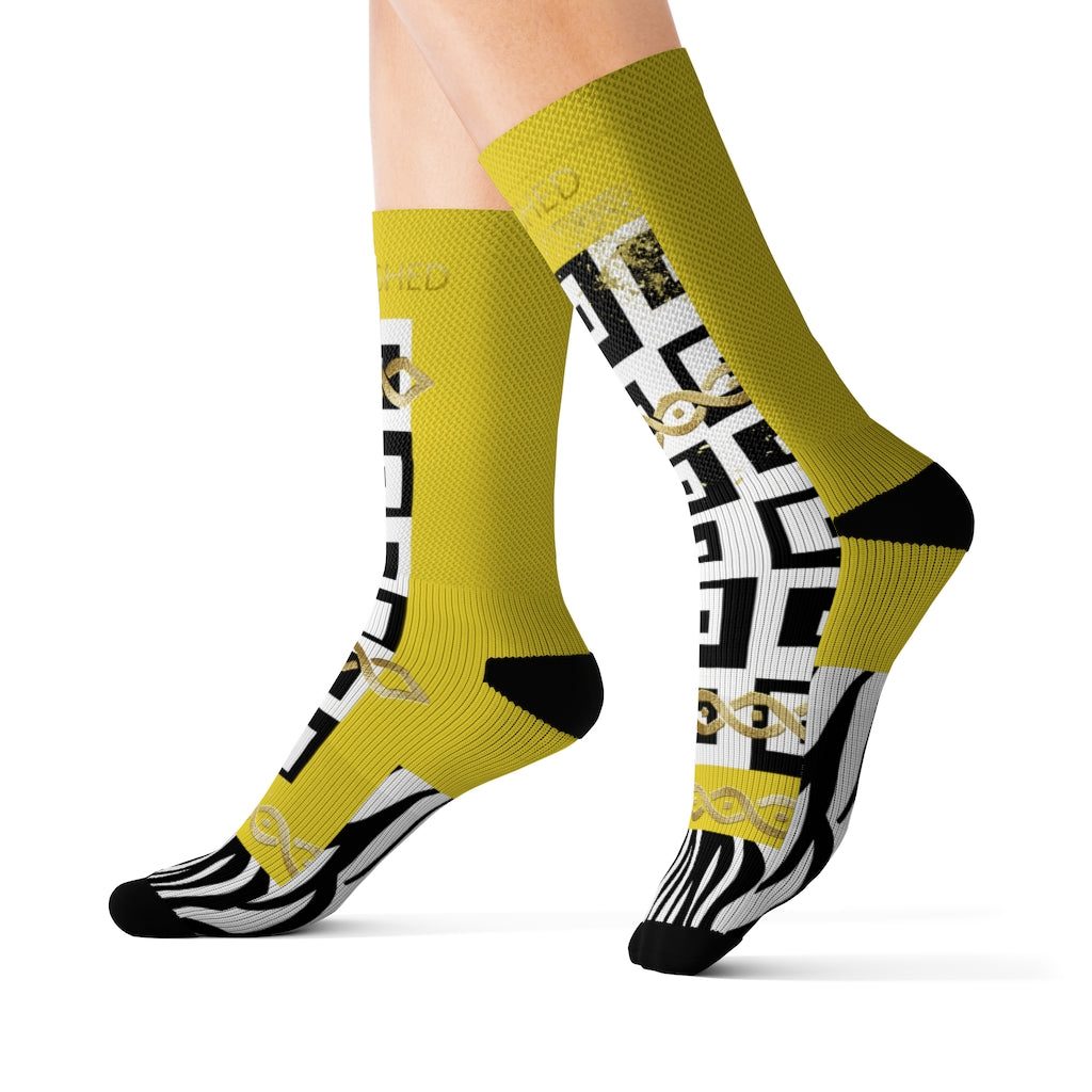 Polished Punteggiato Ze Yellow Socks - ENE TRENDS -custom designed-personalized-near me-shirt-clothes-dress-amazon-top-luxury-fashion-men-women-kids-streetwear-IG